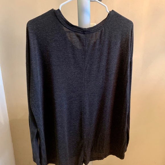 VS Gray Long Sleeve Tee - Picture 2 of 3